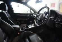 Porsche Macan 2.9T V6 'S' Gen3 PDK - U2655