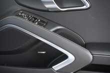 Porsche 718 Boxster 2.0T Style Edition PDK - U2670