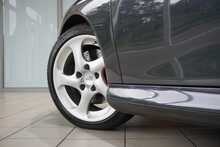 Porsche 911 (996) Carrera 4S 3.6 Cabriolet - U2672