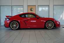 Porsche 718 Cayman GT4 4.0 PDK - U2676