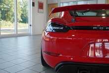 Porsche 718 Cayman GT4 4.0 PDK - U2676