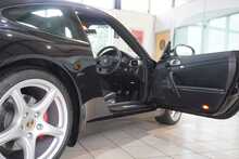 Porsche 911 (997.2) 3.8 C2'S' Coupe Manual - U267601