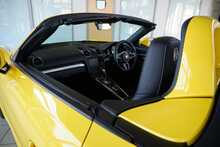 Porsche 718 Boxster 2.0T Style Edition - U2681