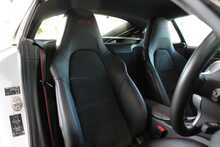 Porsche Cayman 981 GTS 3.4 Manual - U2687