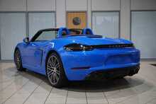 Porsche 718 Boxster GTS 4.0 - U2696
