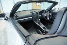 Porsche 718 Boxster 4.0 GTS Manual - U270001