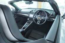 Porsche 718 Boxster 4.0 GTS Manual - U270001