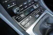Porsche 718 Boxster 4.0 GTS Manual - U270001