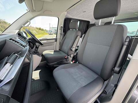 2.0 BiTDI T32 BlueMotion Tech Highline Kombi Double Cab 5dr Diesel DSG FWD SWB Euro 6 (s/s) (204 ps)