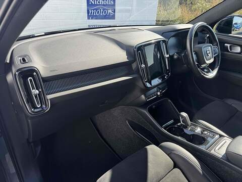 2.0 B4 MHEV R-Design SUV 5dr Petrol Hybrid Auto Euro 6 (s/s) (197 ps)