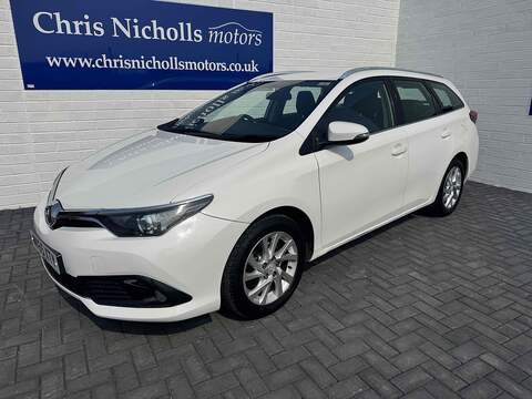 1.2 VVT-i Business Edition Touring Sports 5dr Petrol Manual Euro 6 (s/s) (116 ps)