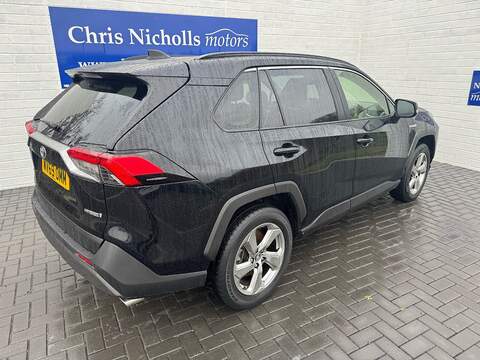 2.5 VVT-h Design SUV 5dr Petrol Hybrid CVT Euro 6 (s/s) (218 ps)