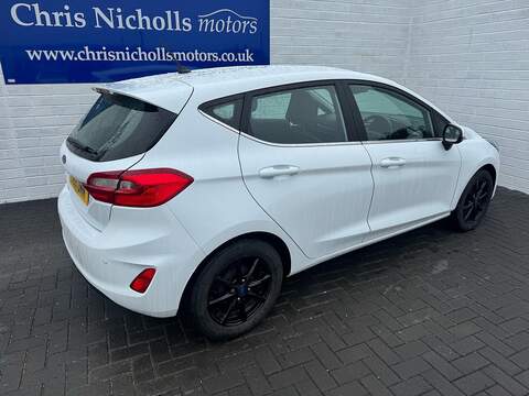 T EcoBoost Zetec Hatchback 1.0 Manual Petrol