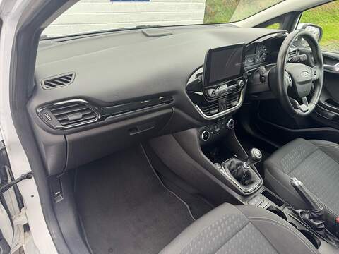 T EcoBoost Zetec Hatchback 1.0 Manual Petrol