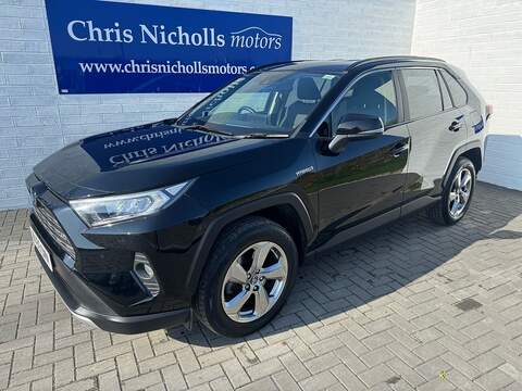 VVT-h Design SUV 2.5 Automatic Petrol Hybrid