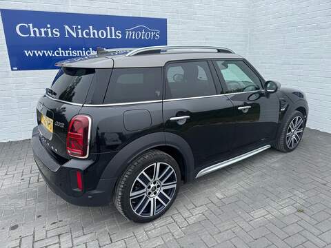 1.5 Cooper Exclusive SUV 5dr Petrol Steptronic Euro 6 (s/s) (136 ps)
