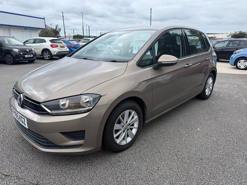 Volkswagen Golf Sv