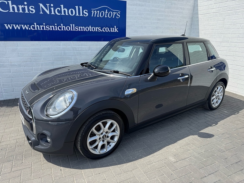 Mini Hatchback