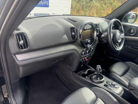 1.5 Cooper Exclusive SUV 5dr Petrol Steptronic Euro 6 (s/s) (136 ps)