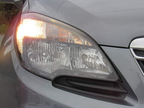 Vauxhall Mokka 1.6 i Tech Line 1.6 5dr SUV Manual Petrol 1.6 5dr SUV Manual Petrol SUV Manual Petrol - U7747