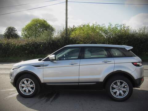 Land Rover Range Rover Evoque 2.2 SD4 Pure SUV 5dr Diesel Manual 4WD Euro 5 (s/s) (190 ps) - U7756