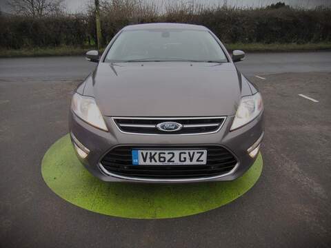 Ford Mondeo 1.6 TDCi ECOnetic Titanium X Hatchback 5dr Diesel Manual Euro 5 (s/s) (115 ps) Hatchback Manual - U7779