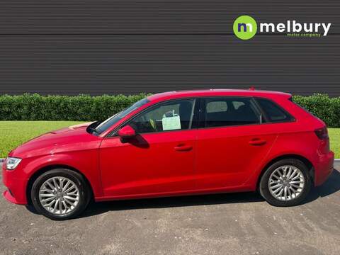 Audi A3 1.5 TFSI CoD SE Technik Sportback 5dr Petrol S Tronic Euro 6 (s/s) (150 ps) Hatchback Automatic - U7817