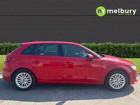 Audi A3 1.5 TFSI CoD SE Technik Sportback 5dr Petrol S Tronic Euro 6 (s/s) (150 ps) Hatchback Automatic - U7817