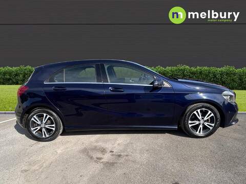 Mercedes-Benz A Class 1.5 A180d SE (Executive) Hatchback 5dr Diesel Manual Euro 6 (s/s) (109 ps) - U7841