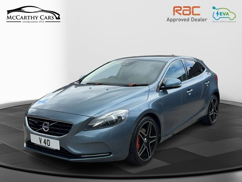 Volvo T4 Se 1.6 Hatchback Automatic Petrol 72-74 Mitcham Road