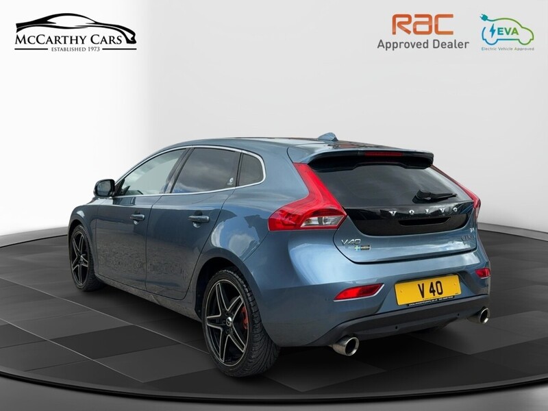 Volvo T4 Se 1.6 Hatchback Automatic Petrol 72-74 Mitcham Road