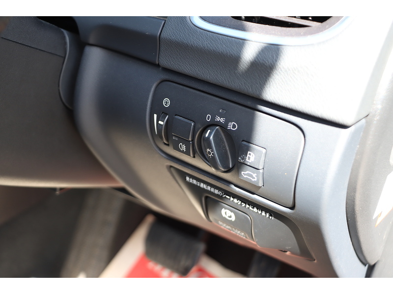 Volvo 3.0 T6 AWD ESTATE AUTO 3000 5dr Estate Automatic Petrol 72-74 Mitcham Road