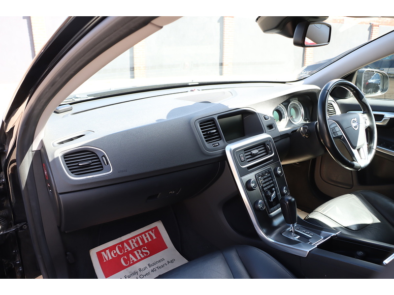 Volvo 3.0 T6 AWD ESTATE AUTO 3000 5dr Estate Automatic Petrol 72-74 Mitcham Road