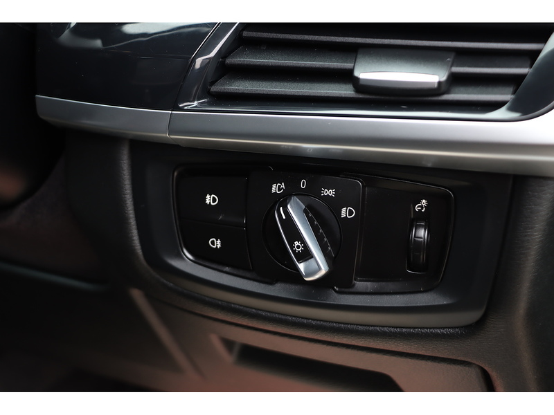 BMW 2.0 40E 9.0KWH M SPORT SUV 5DR PETROL PLUG-IN HYBRID XDRIVE AUTO SUNROOF HEATED SEATS SAT NAV BLUETOOTH DAB STEREO PARKING AIDS 2 OWNERS SH £0 TO TAX 72-74 Mitcham Road