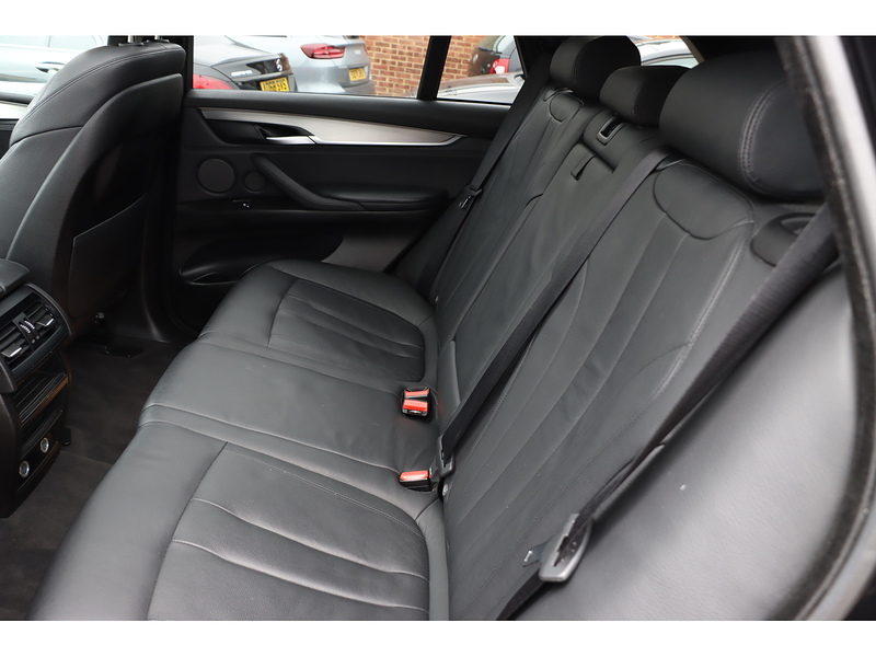 BMW 2.0 40E 9.0KWH M SPORT SUV 5DR PETROL PLUG-IN HYBRID XDRIVE AUTO SUNROOF HEATED SEATS SAT NAV BLUETOOTH DAB STEREO PARKING AIDS 2 OWNERS SH £0 TO TAX 72-74 Mitcham Road