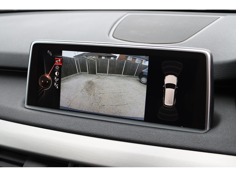 BMW 2.0 40E 9.0KWH M SPORT SUV 5DR PETROL PLUG-IN HYBRID XDRIVE AUTO SUNROOF HEATED SEATS SAT NAV BLUETOOTH DAB STEREO PARKING AIDS 2 OWNERS SH £0 TO TAX 72-74 Mitcham Road