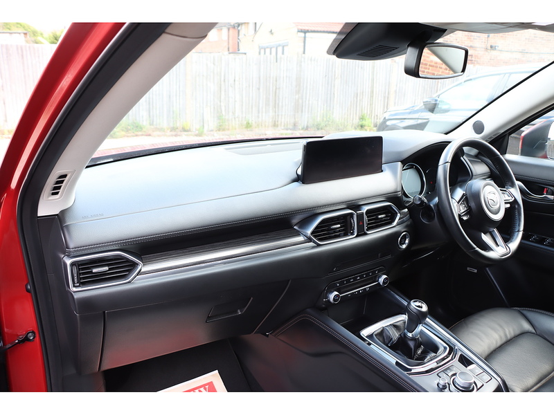 Mazda 2.0 SKYACTIV-G SPORT SUV 5DR PETROL MANUAL SUNROOF HEATED SEATS SAT NAV BLUETOOTH APPLE CARPLAY REAR CAMERA PARKING AIDS JUST 1 OWNER 36000 MILES SH 72-74 Mitcham Road