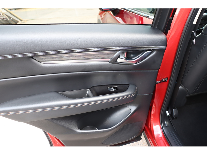 Mazda 2.0 SKYACTIV-G SPORT SUV 5DR PETROL MANUAL SUNROOF HEATED SEATS SAT NAV BLUETOOTH APPLE CARPLAY REAR CAMERA PARKING AIDS JUST 1 OWNER 36000 MILES SH 72-74 Mitcham Road