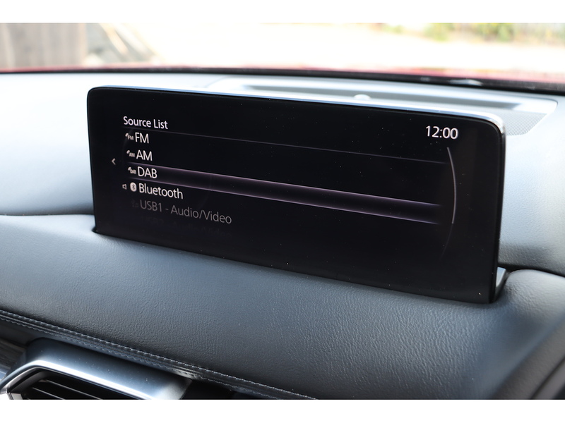 Mazda 2.0 SKYACTIV-G SPORT SUV 5DR PETROL MANUAL SUNROOF HEATED SEATS SAT NAV BLUETOOTH APPLE CARPLAY REAR CAMERA PARKING AIDS JUST 1 OWNER 36000 MILES SH 72-74 Mitcham Road