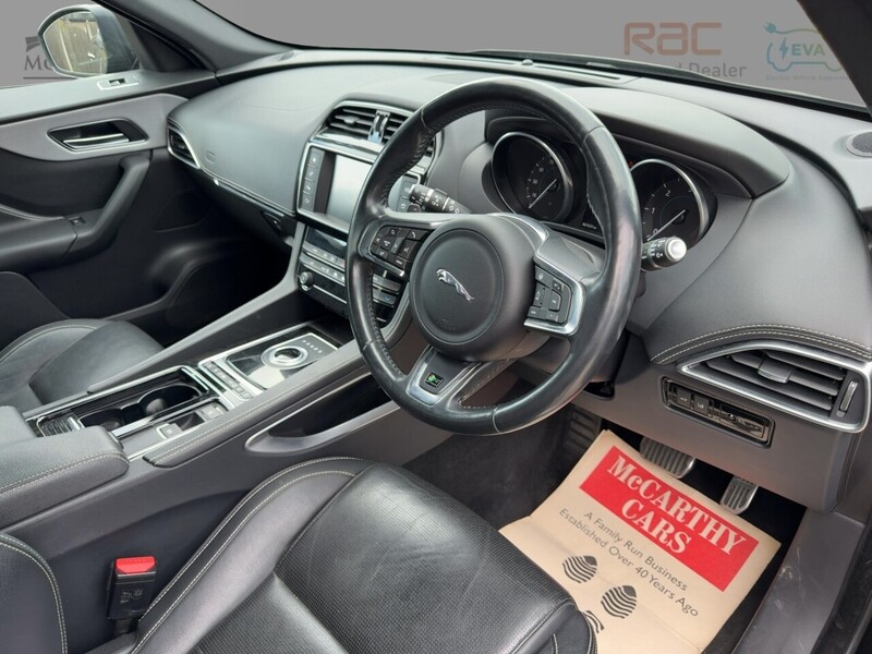 Jaguar 2.0 D180 R-SPORT SUV 5DR DIESEL AWD AUTO SUNROOF HEATED SEATS SAT NAV BLUETOOTH DAB STEREO REAR CAMERA PARKING AIDS JUST 2 OWNERS ONLY 67000 MILES SH 72-74 Mitcham Road