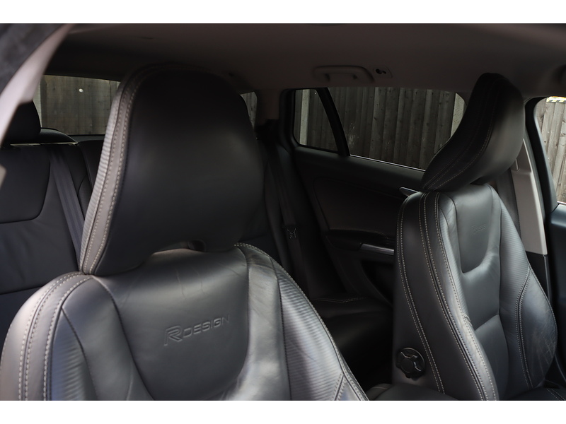 Volvo V60 1.6 T4 5 DOOR ESTATE PETROL AUTO ONLY 45000 MILES 72-74 Mitcham Road