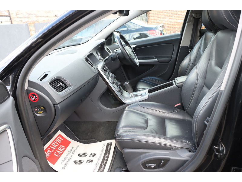 Volvo V60 1.6 T4 5 DOOR ESTATE PETROL AUTO ONLY 45000 MILES 72-74 Mitcham Road