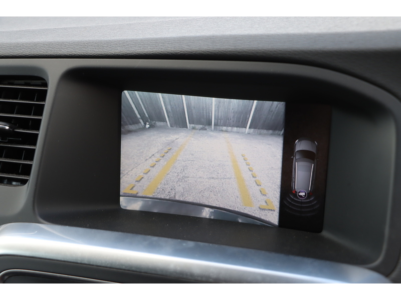 Volvo V60 1.6 T4 5 DOOR ESTATE PETROL AUTO ONLY 45000 MILES 72-74 Mitcham Road