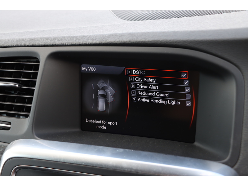 Volvo V60 1.6 T4 5 DOOR ESTATE PETROL AUTO ONLY 45000 MILES 72-74 Mitcham Road