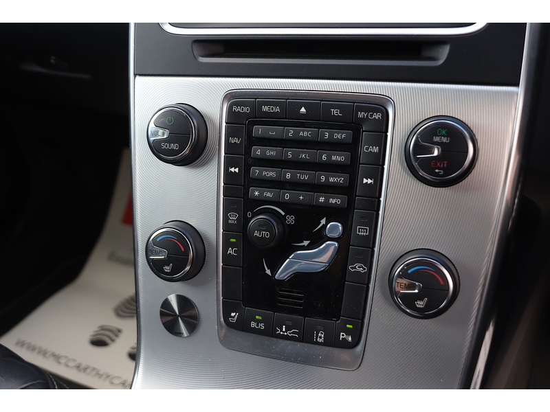 Volvo V60 1.6 T4 5 DOOR ESTATE PETROL AUTO ONLY 45000 MILES 72-74 Mitcham Road