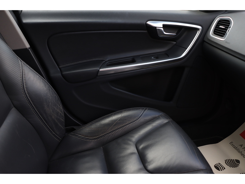 Volvo V60 1.6 T4 5 DOOR ESTATE PETROL AUTO ONLY 45000 MILES 72-74 Mitcham Road