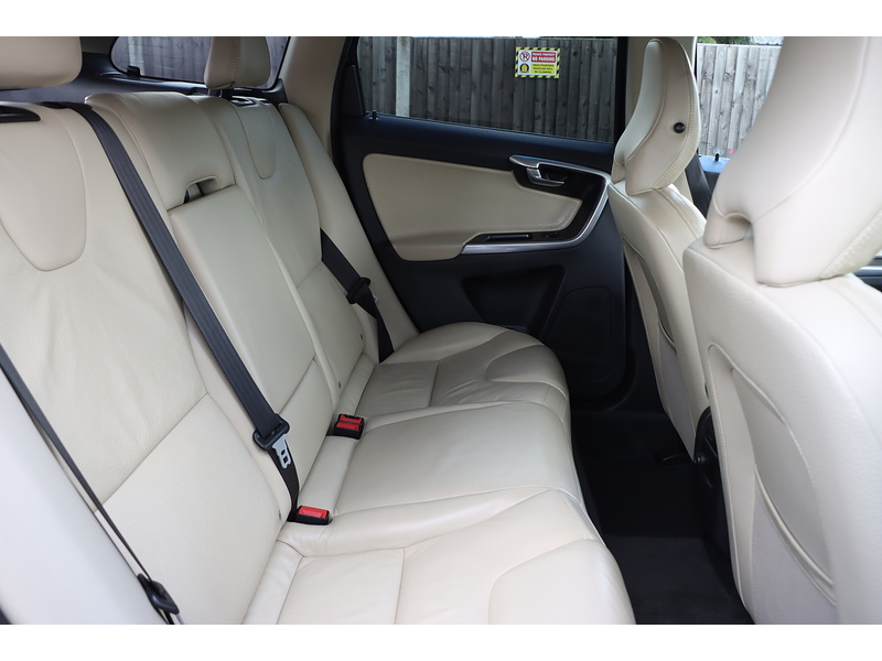 Volvo T5 R-Design Lux Nav 2.0 5dr Estate Automatic Petrol 92-96 Mitcham Road