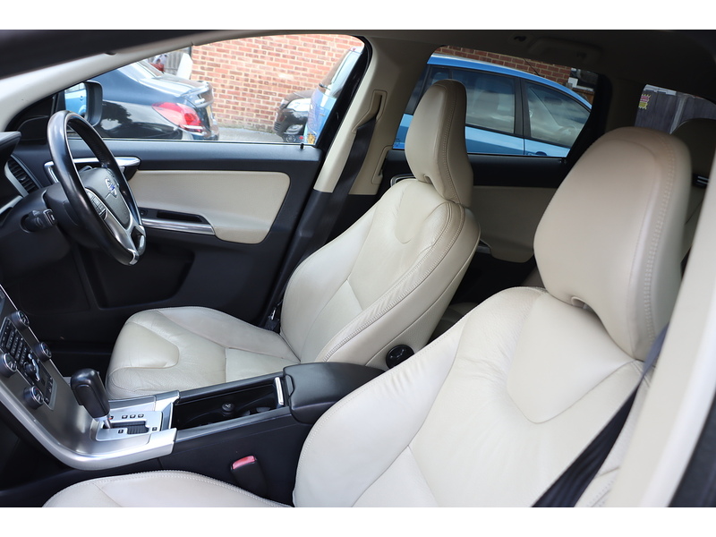 Volvo T5 R-Design Lux Nav 2.0 5dr Estate Automatic Petrol 92-96 Mitcham Road