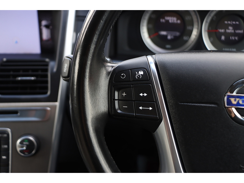 Volvo T5 R-Design Lux Nav 2.0 5dr Estate Automatic Petrol 92-96 Mitcham Road