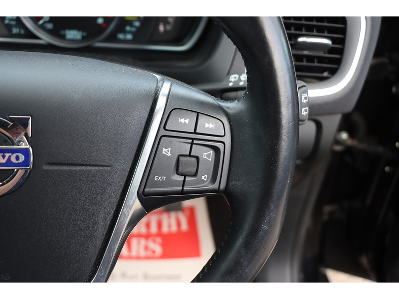 Volvo T4 Se Lux Nav 1.6 Hatchback Automatic Petrol 72-74 Mitcham Road